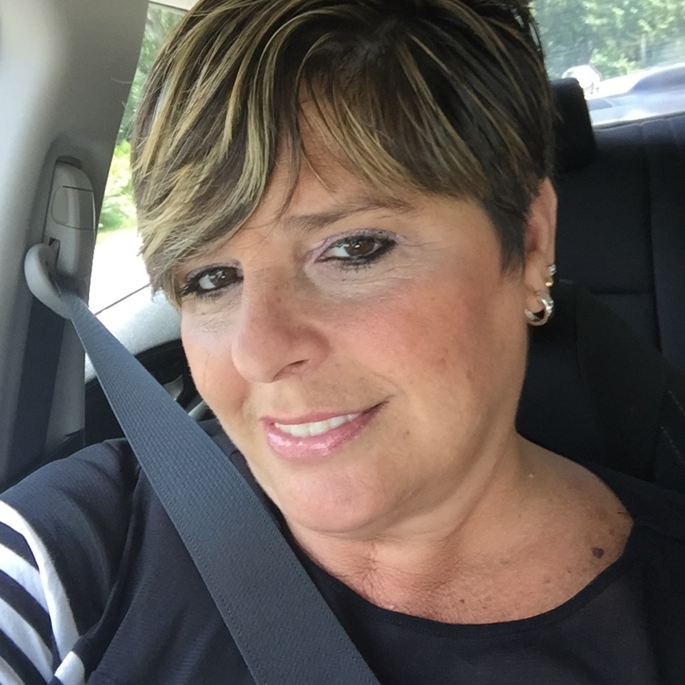 Meet your Posher, Josefina